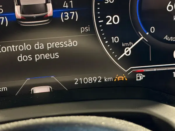 Volkswagen Touareg 3.0 TDI V6 R-Line 10