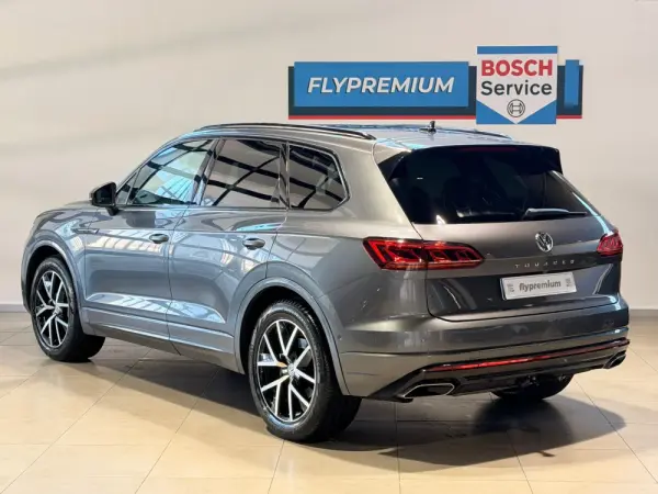 Volkswagen Touareg 3.0 TDI V6 R-Line 34