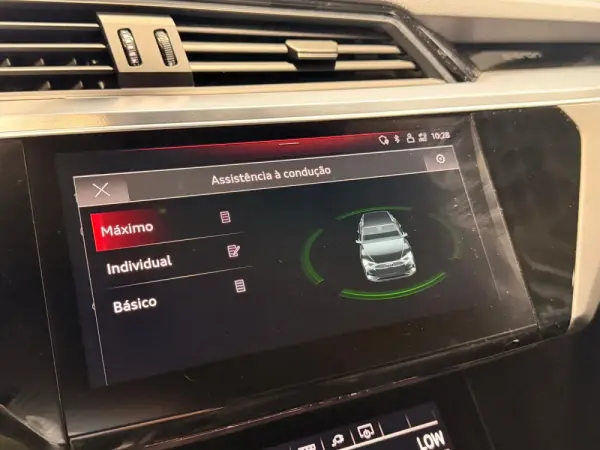 Audi e-tron 55 quattro S line 21