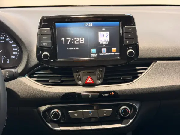 Hyundai i30 1.6 CRDI Comfort+Navi 5