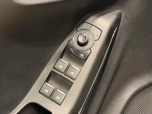 Ford Puma 1.0 EcoBoost MHEV ST-Line 26