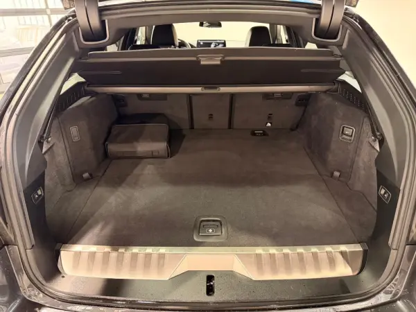 BMW 530 e Pack Desportivo M 9