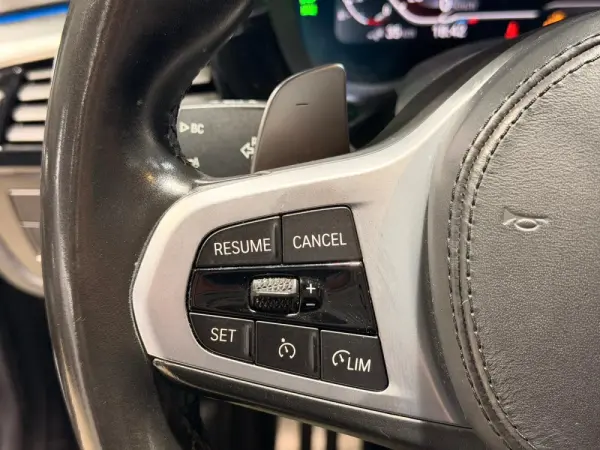 BMW 530 e Pack Desportivo M 36