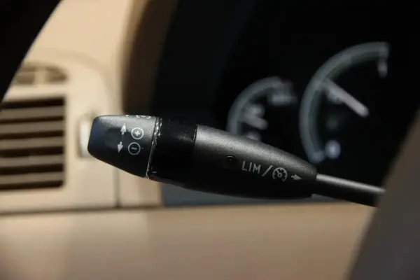 Mercedes-Benz CL 500 Standard 3