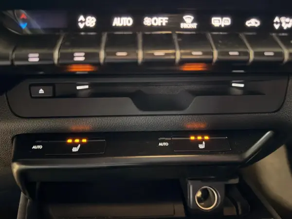 Lexus UX 250h F Sport 25