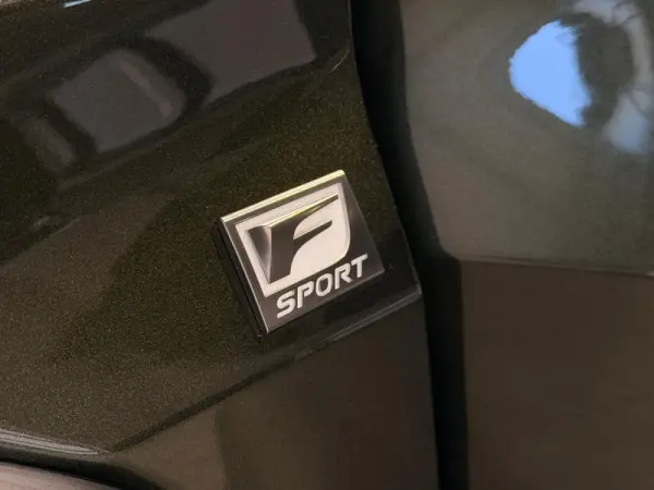 Lexus UX 250h F Sport 35