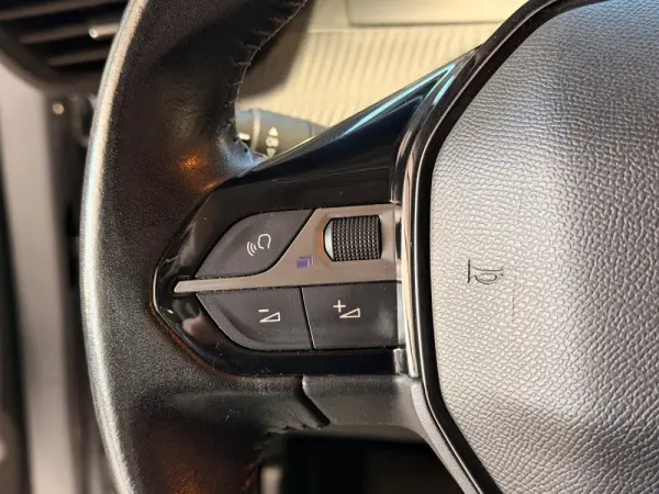 Peugeot 208 1.2 PureTech Active 24
