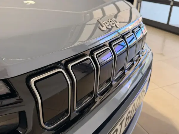 Jeep Avenger 1.2 e-Hybrid Altitude DCT 3