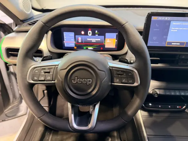 Jeep Avenger 1.2 e-Hybrid Altitude DCT 10