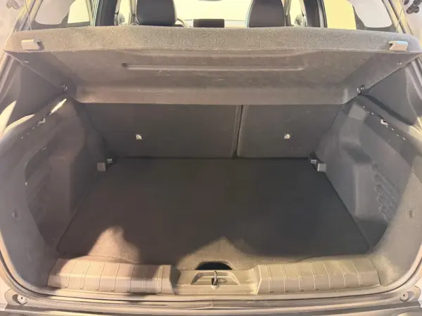 Jeep Avenger 1.2 e-Hybrid Altitude DCT 9