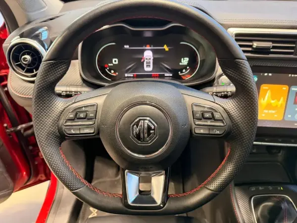 MG ZS 1.0 T-GDI Luxury 27
