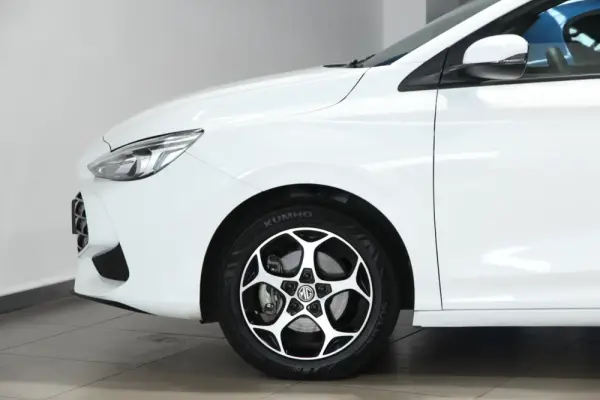 MG MG3 1.5 L Hybrid+ Luxury 20