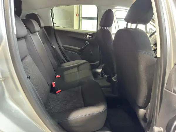 Peugeot 208 1.2 PureTech Style 21