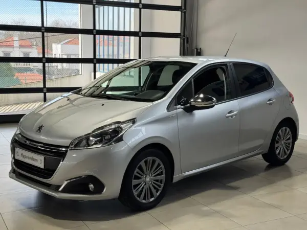 Peugeot 208 1.2 PureTech Style 25