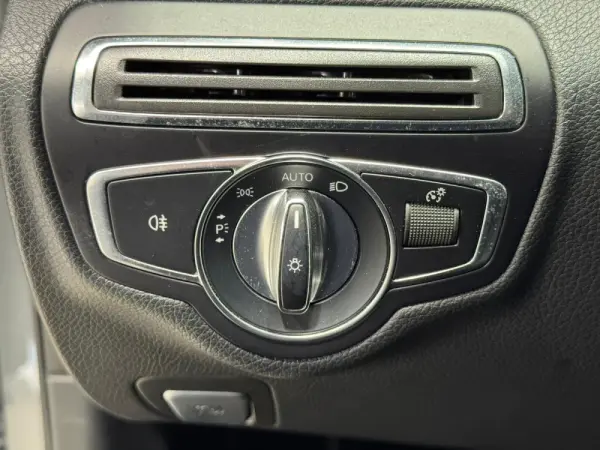 Mercedes-Benz C 220 d Avantgarde 13