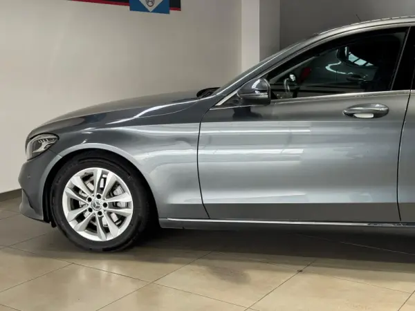 Mercedes-Benz C 220 d Avantgarde 34