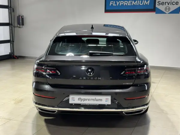 Volkswagen Arteon Shooting Brake Outro 2