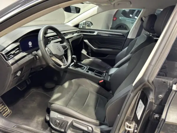 Volkswagen Arteon Shooting Brake Outro 10