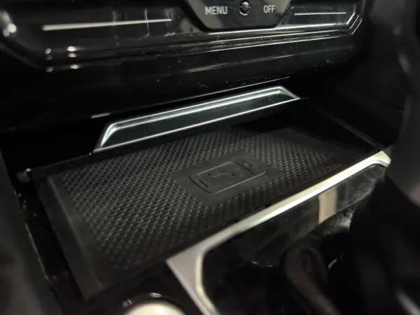 Volkswagen Arteon Shooting Brake Outro 30