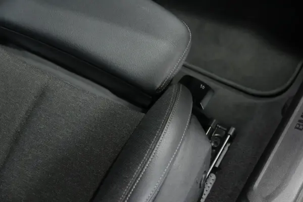 BMW 116 i Advantage 12