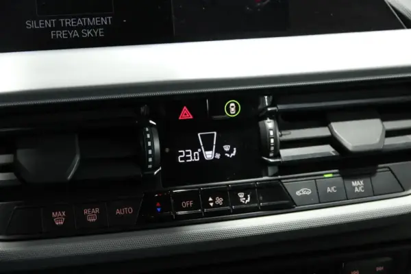 BMW 116 i Advantage 22