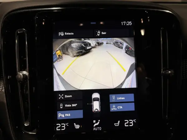 Volvo XC 40 2.0 D4 R-Design AWD 16