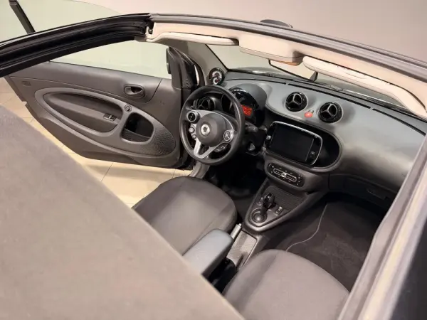 Smart Fortwo Cabrio Drive Passion 3