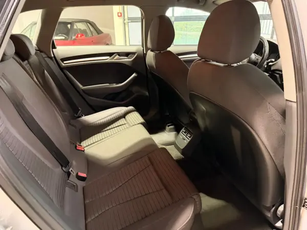 Audi A3 Sportback 1.6 TDI Sport 4