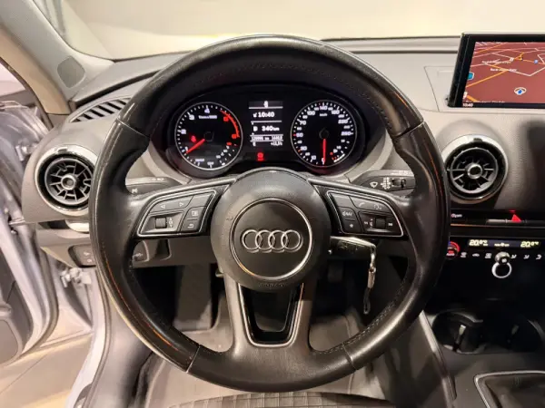 Audi A3 Sportback 1.6 TDI Sport 8
