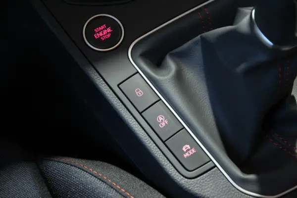 SEAT Ibiza 1.0 TSI FR 6