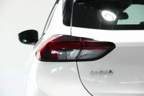 Opel Corsa 1.2 Business 7