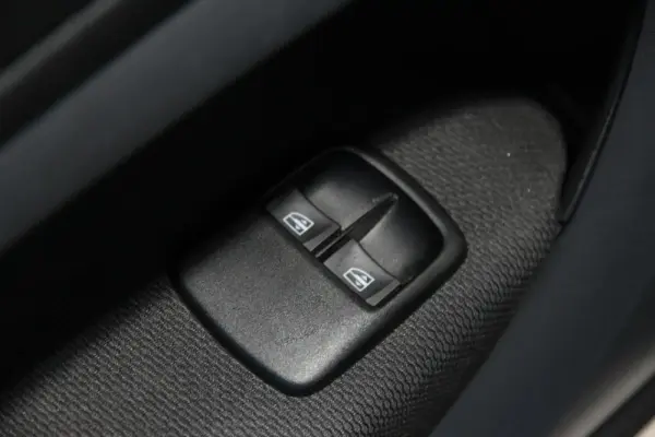 Smart Fortwo Cabrio EQ prime 4