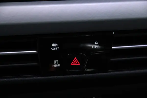 Volkswagen Golf 1.0 TSI Life 4