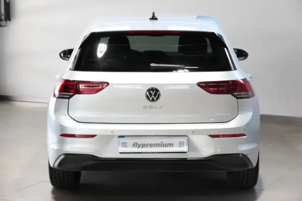 Volkswagen Golf 1.0 TSI Life 15