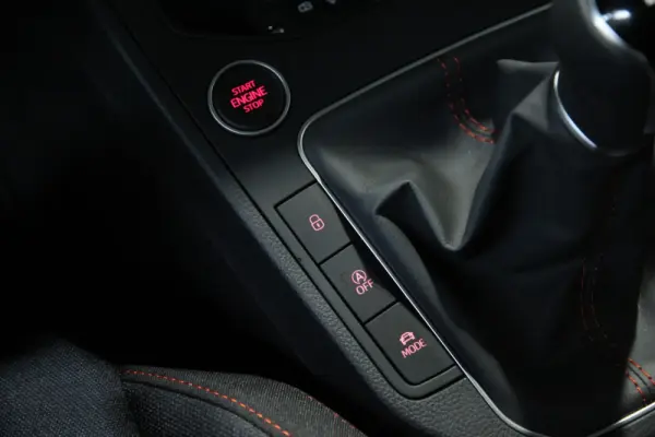 SEAT Ibiza 1.0 TSI FR 5