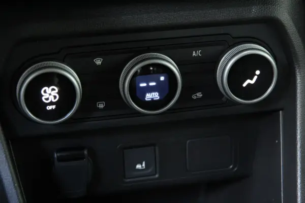 Dacia Jogger 1.0 ECO-G Extreme 7L Bi-Fuel 9