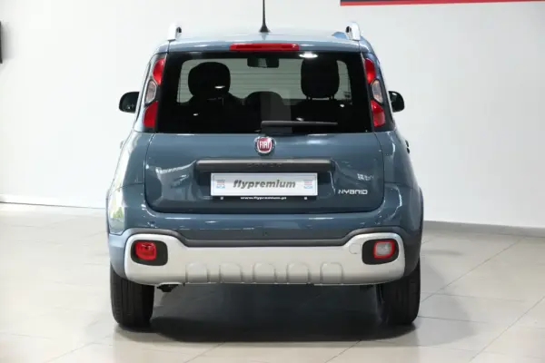 Fiat Panda 1.0 Hybrid Cross 8