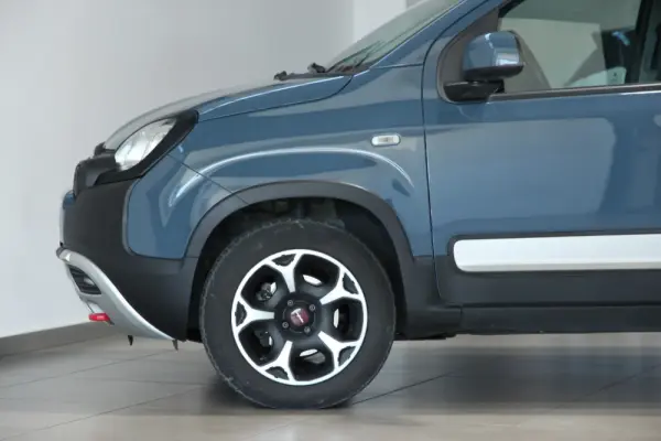 Fiat Panda 1.0 Hybrid Cross 12