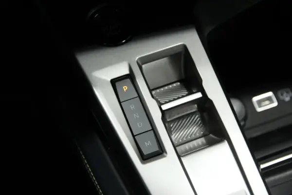 Peugeot 408 1.2 PureTech GT EAT8 4