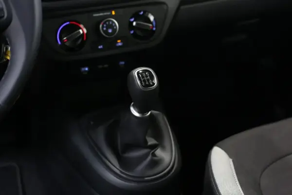 Hyundai i10 1.0 Comfort 8
