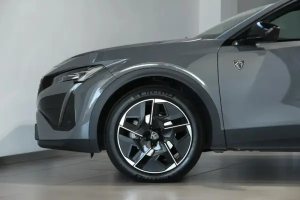 Peugeot 408 1.2 PureTech GT EAT8 19