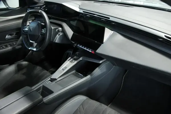 Peugeot 408 1.2 PureTech GT EAT8 22