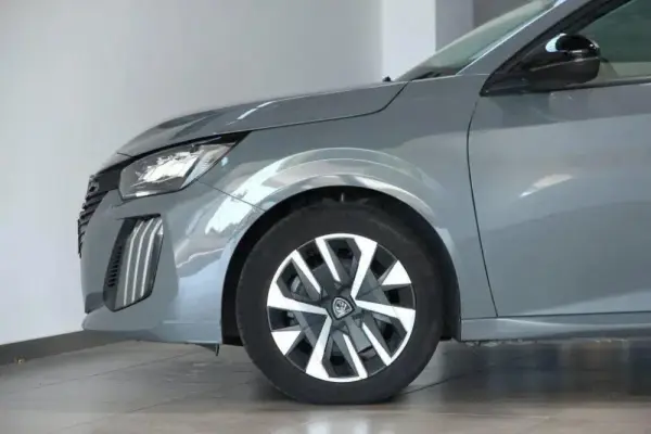 Peugeot 208 1.2 PureTech Active 6