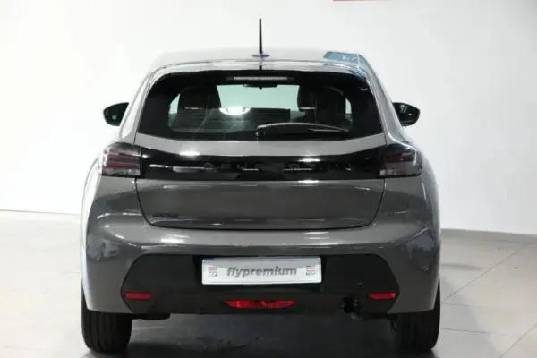Peugeot 208 1.2 PureTech Active 5