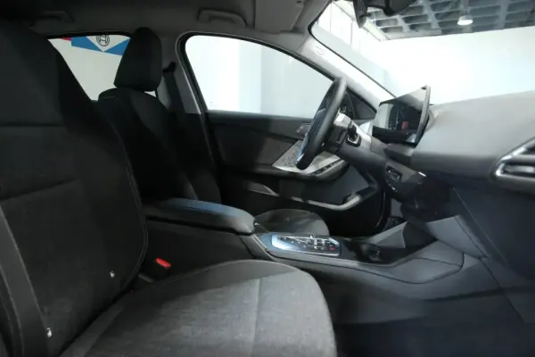BMW 116 Outro 12