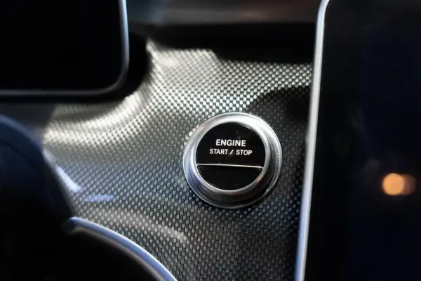 Mercedes-Benz C 300 e T 9G-TRONIC AMG Line 2