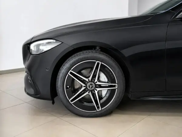 Mercedes-Benz C 300 e T 9G-TRONIC AMG Line 16