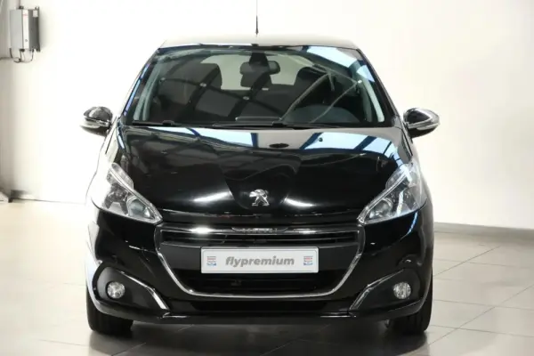 Peugeot 208 1.2 PureTech Style 8