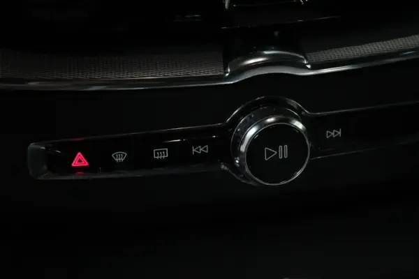 Volvo XC 60 2.0 B4 R-Design 33