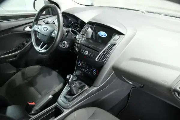 Ford Focus 1.0 EcoBoost Business 9